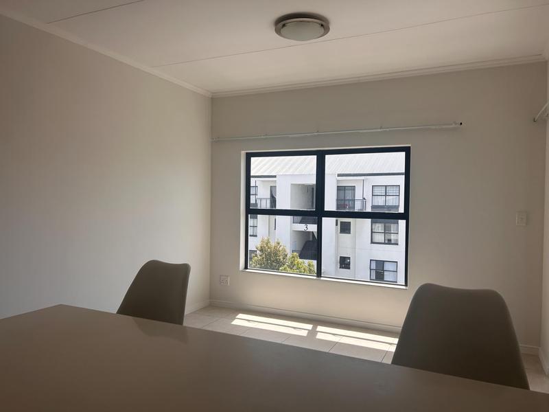 To Let 1 Bedroom Property for Rent in Sandown Western Cape